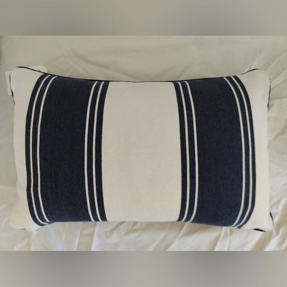 NEW Coastal Pillow Feather Navy Blue White Stripe Sail Preppy Boat Nautical - Picture 8 of 10